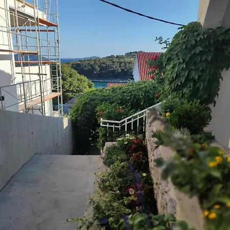 Helena Apartmán
