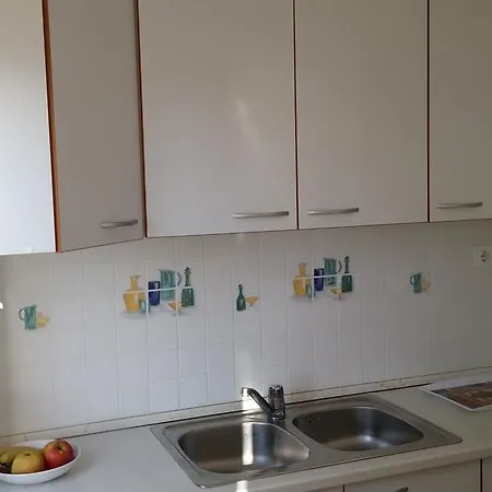 Helena Apartment