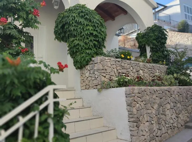 Helena Appartement Tribalj